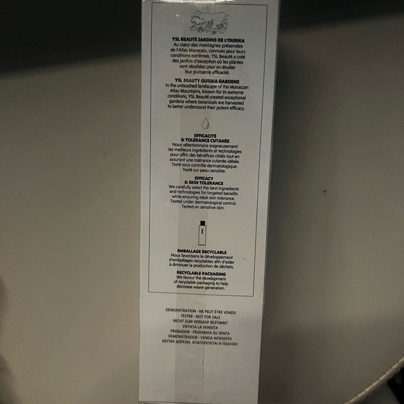 Yves Saint Laurent Pure Shots Essence 150ml - Picture 2 of 6